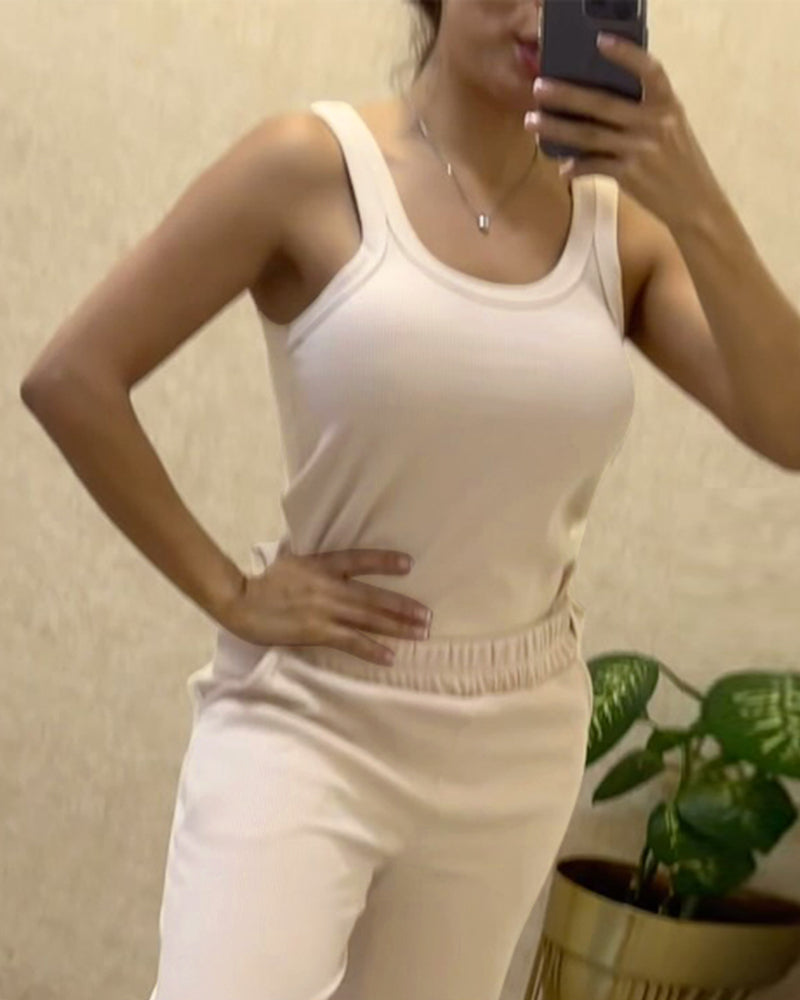 2 Piece Loungewear Set U-Neck Sleeveless Ribbed Tank Top and Stretchy High Waist Straight Leg Pocket Design Pants Tracksuit
