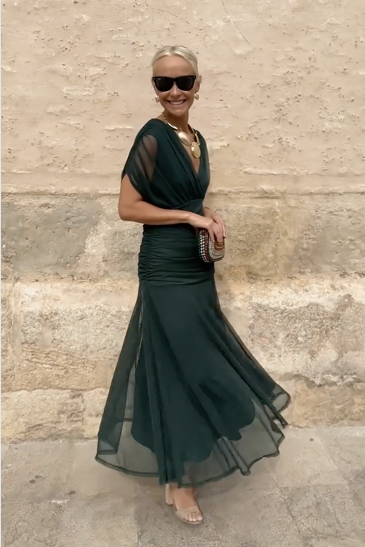 Emelia | Elegant V-Neck Maxi Dress