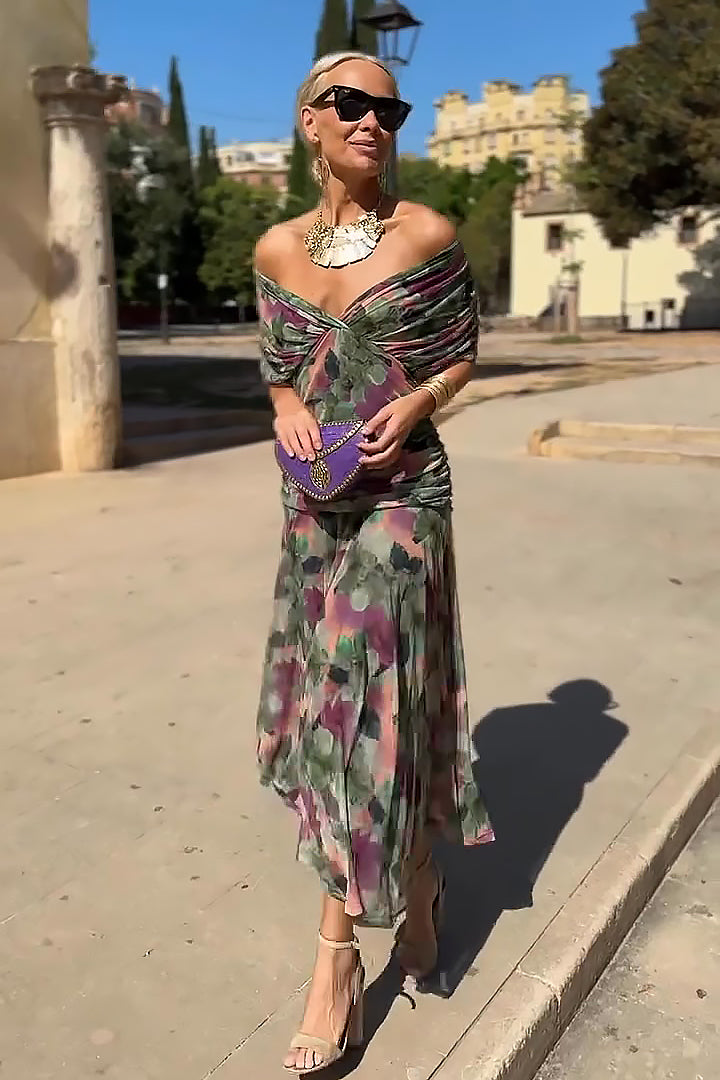 Emelia | Elegant V-Neck Maxi Dress